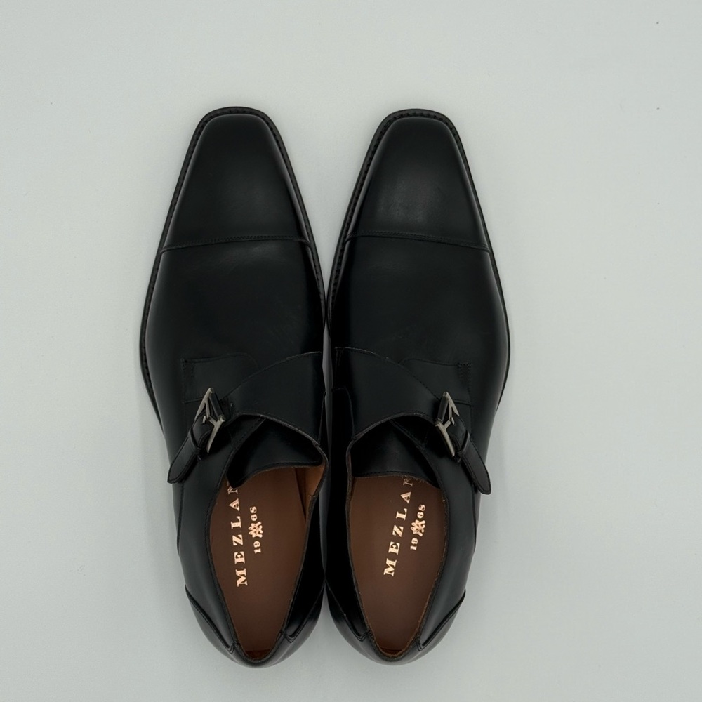 Mezlan Black Oxford Shoes Sleek Polished Design
